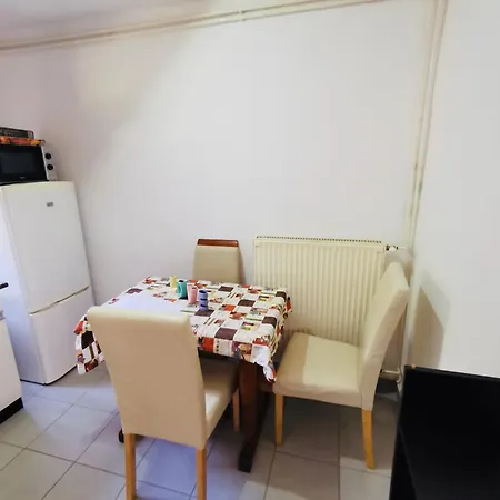 Lugas Tatil Evi Siofok